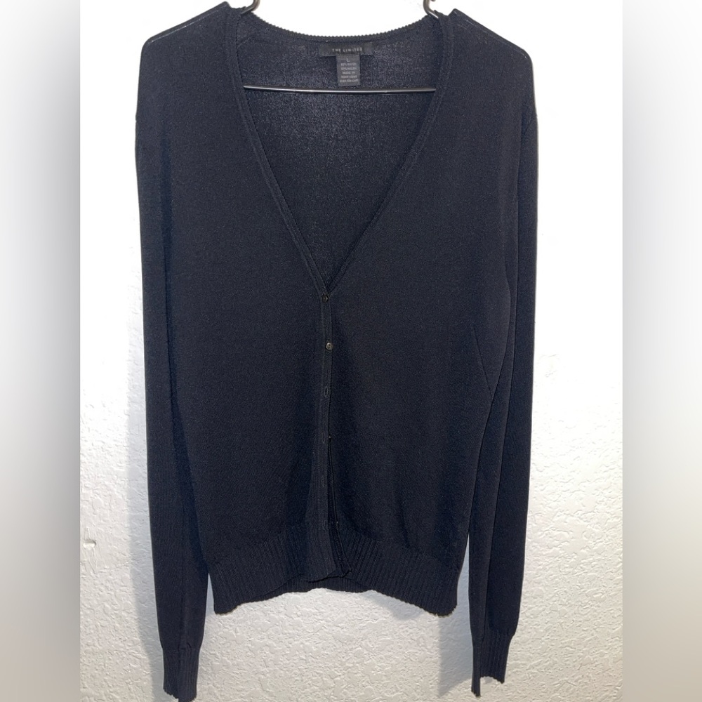 The LIMITED Boyfriend V-Neck Button Cardigan Taupe Black Size Large Fine Knit